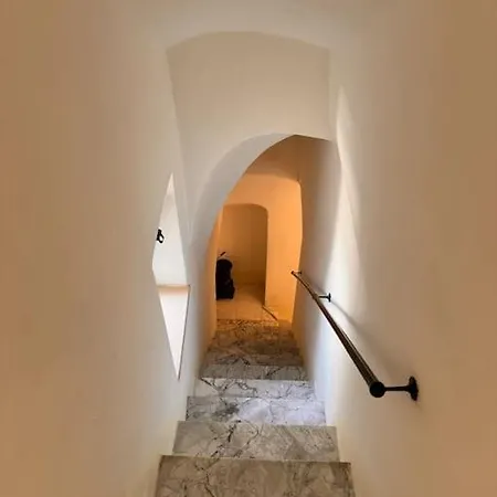 Vicolo 9 E Tre Quarti Apartman