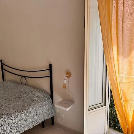Vicolo 9 E Tre Quarti Apartman