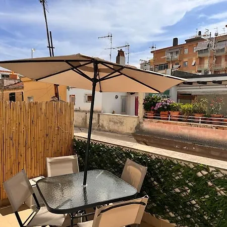 Vicolo 9 E Tre Quarti