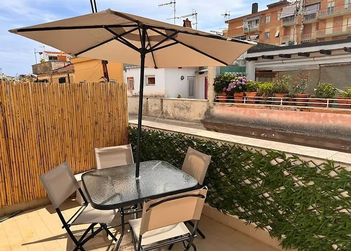 Vicolo 9 E Tre Quarti Διαμέρισμα *