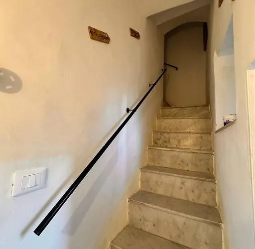 Vicolo 9 E Tre Quarti Διαμέρισμα Γκαέτα