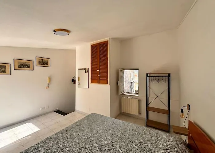 Διαμέρισμα Vicolo 9 E Tre Quarti Γκαέτα