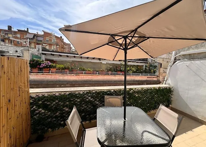 Vicolo 9 E Tre Quarti